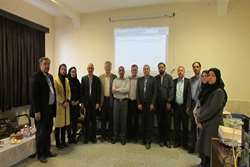 تجلیل از کارکنان پزوهش در روز پژوهش